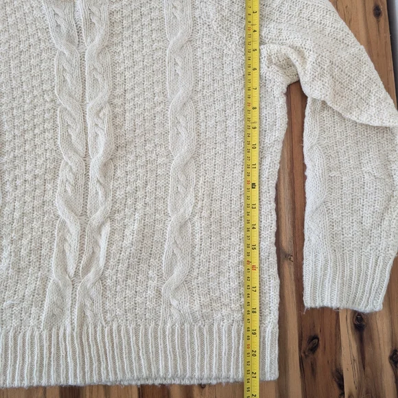 Preppy Y2K Style Vila Women's Cream Sweater Cable Knit - Picture 8 of 9